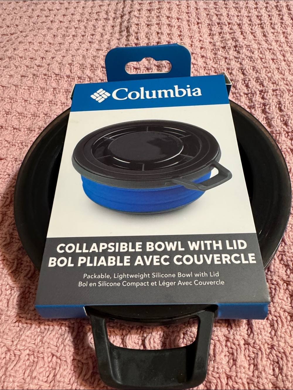 Columbia Blue and Black Collapsible Silicone Bowl with Lid